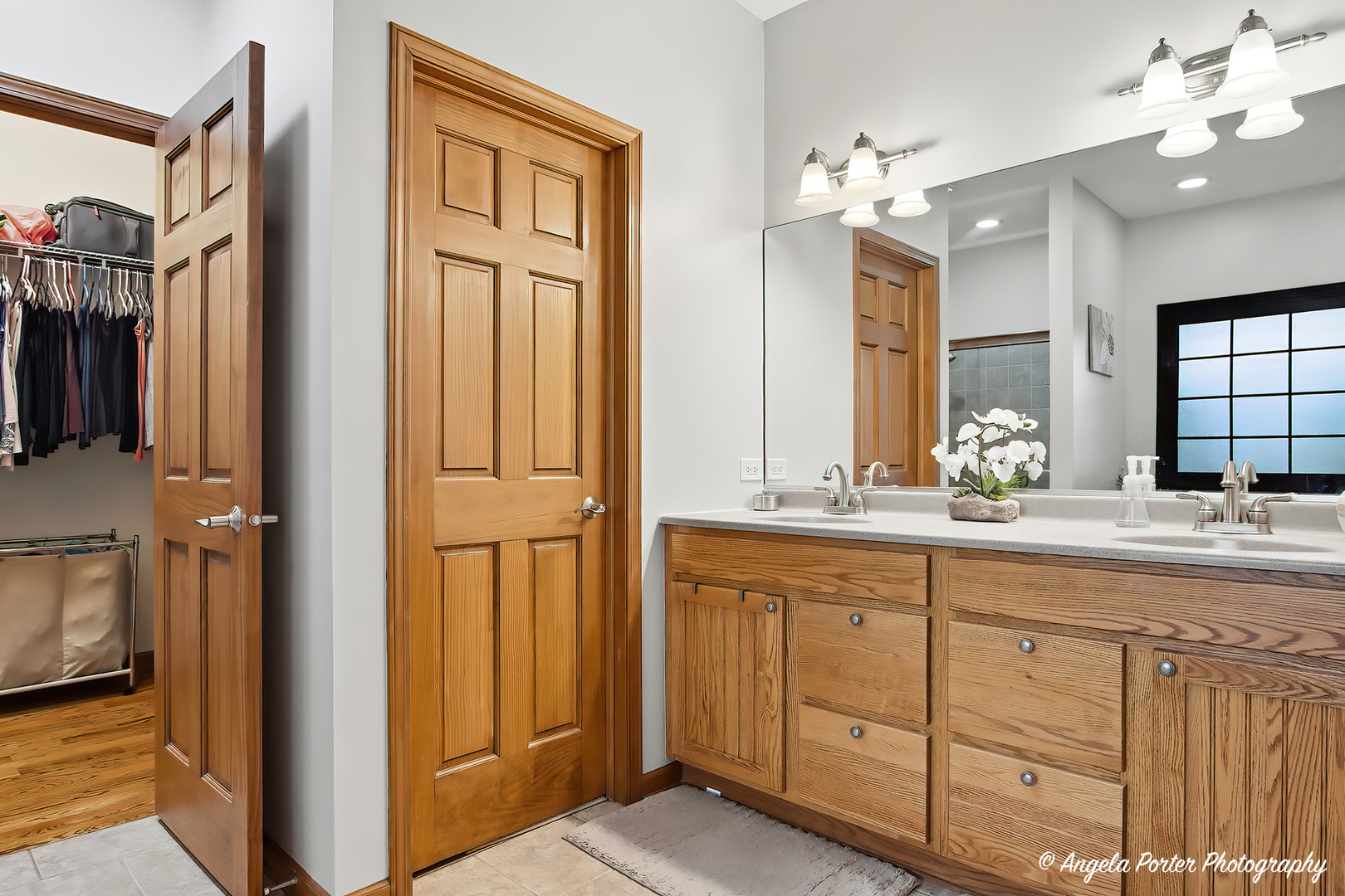 3920 Highview Drive, Crystal Lake, IL 60012