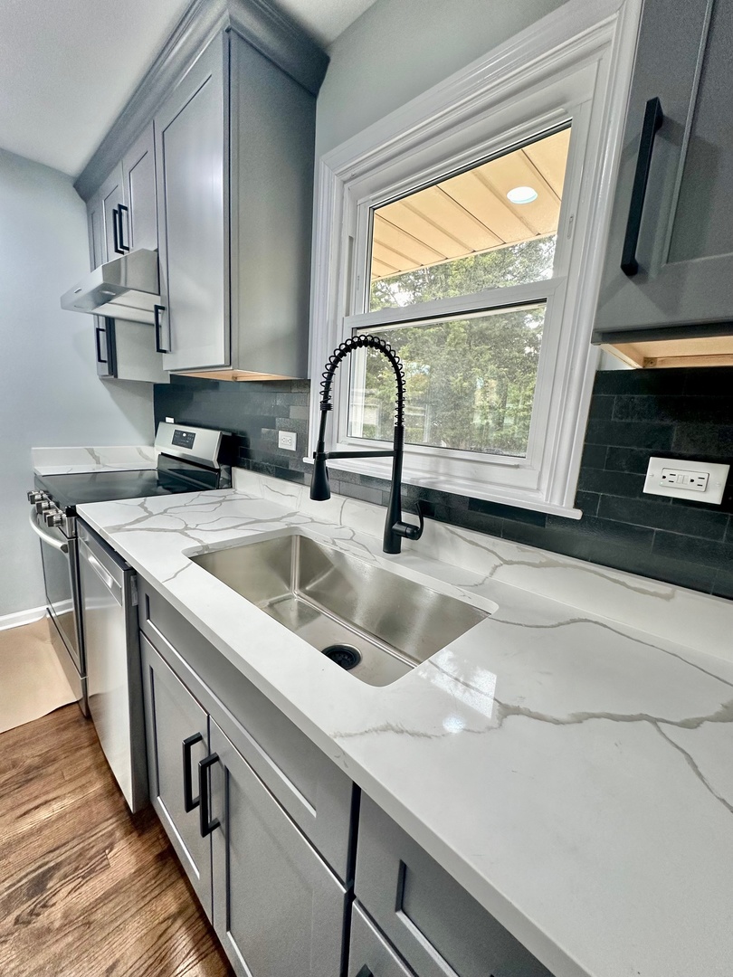 8129 W Courtland Avenue, Norridge, IL 60706