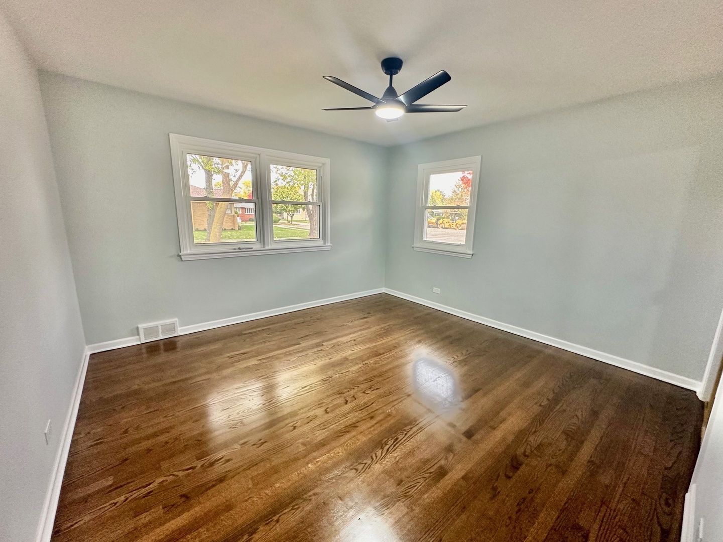 8129 W Courtland Avenue, Norridge, IL 60706