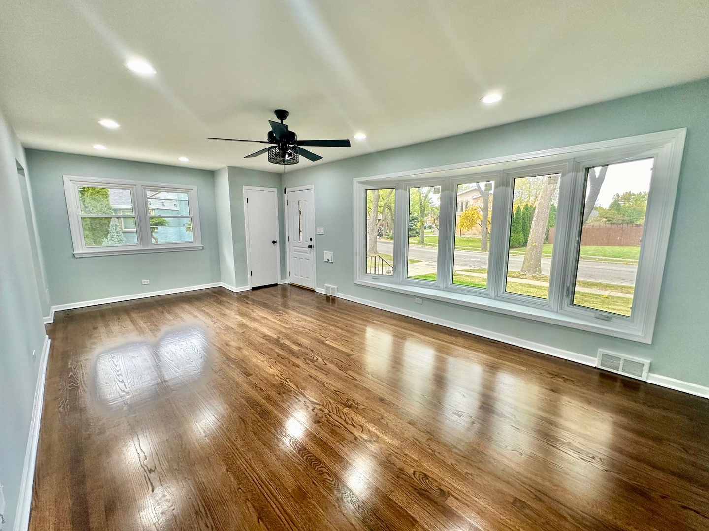 8129 W Courtland Avenue, Norridge, IL 60706