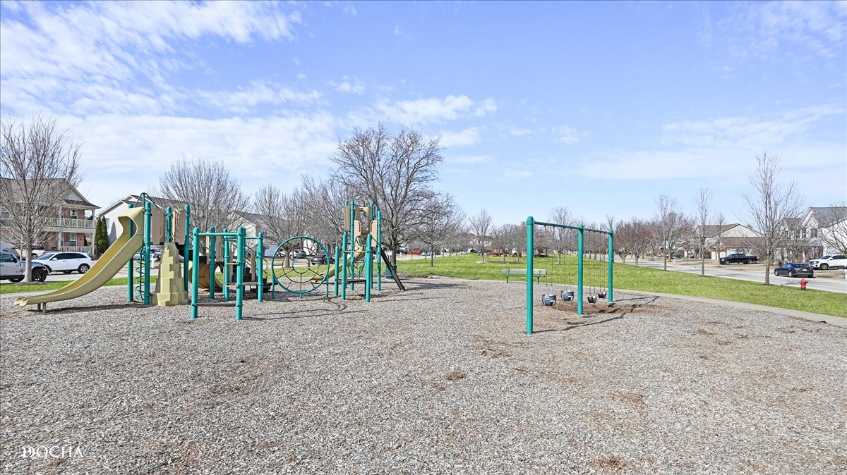 617 Northgate Lane, Shorewood, IL 60404