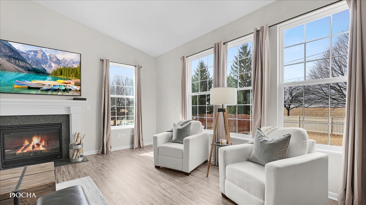 617 Northgate Lane, Shorewood, IL 60404