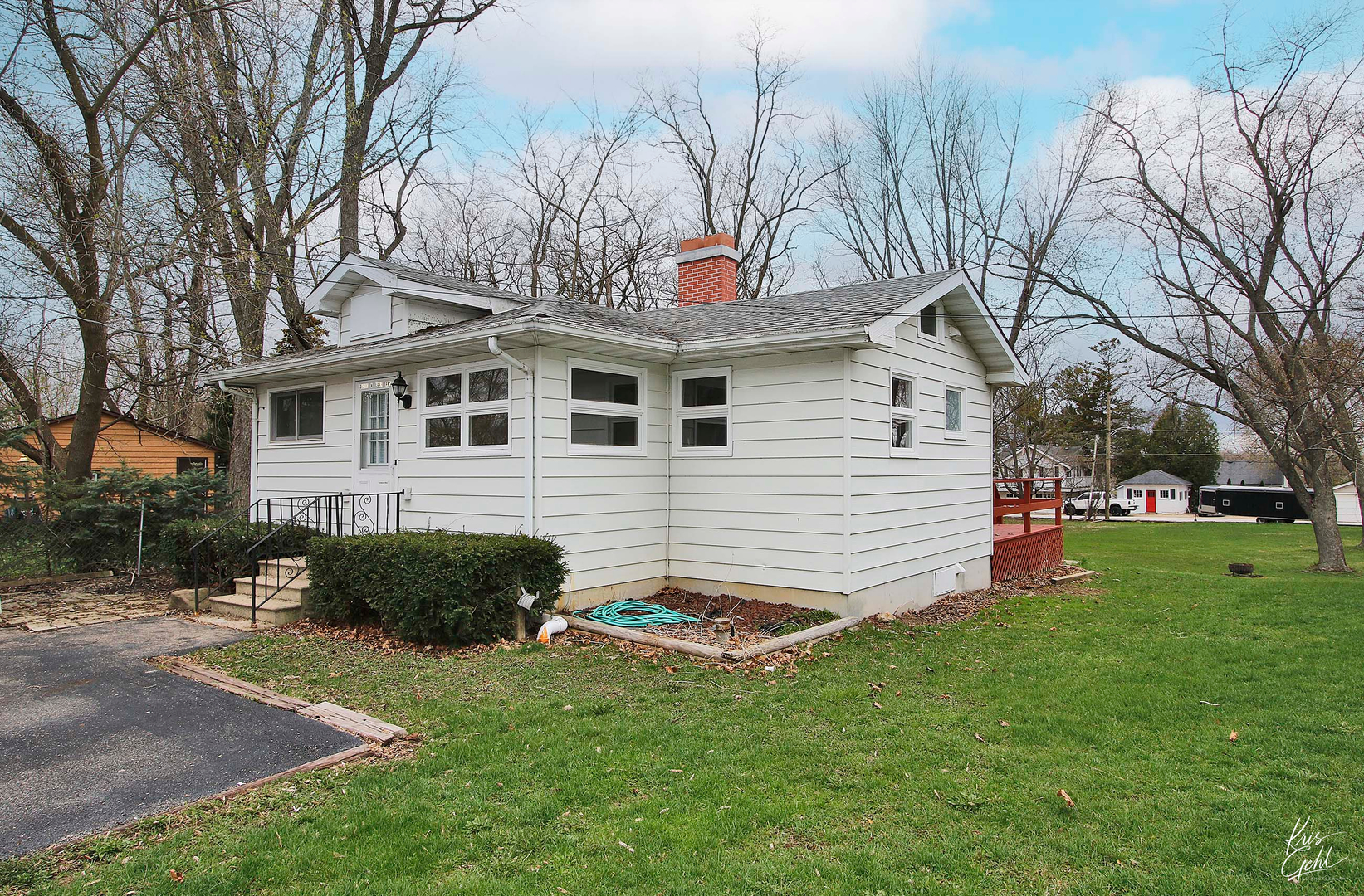 39271 N Lake Avenue, Lake Villa, IL 60046