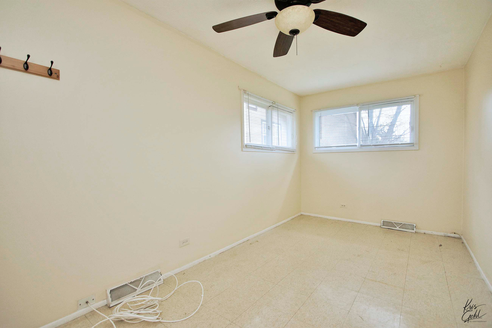 39271 N Lake Avenue, Lake Villa, IL 60046