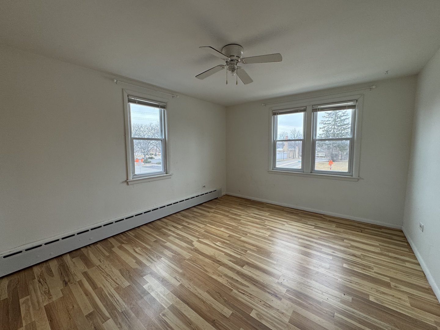 Warrenville, IL 60555