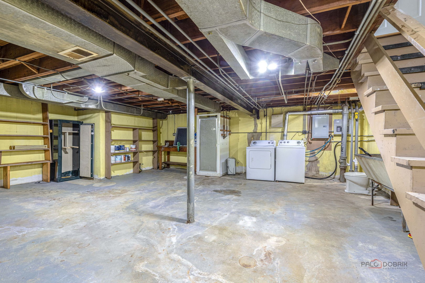 305 S George Street, Mount Prospect, IL 60056