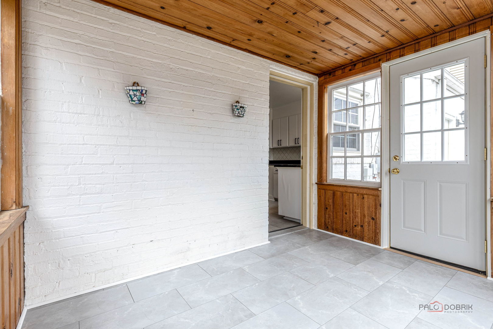 305 S George Street, Mount Prospect, IL 60056