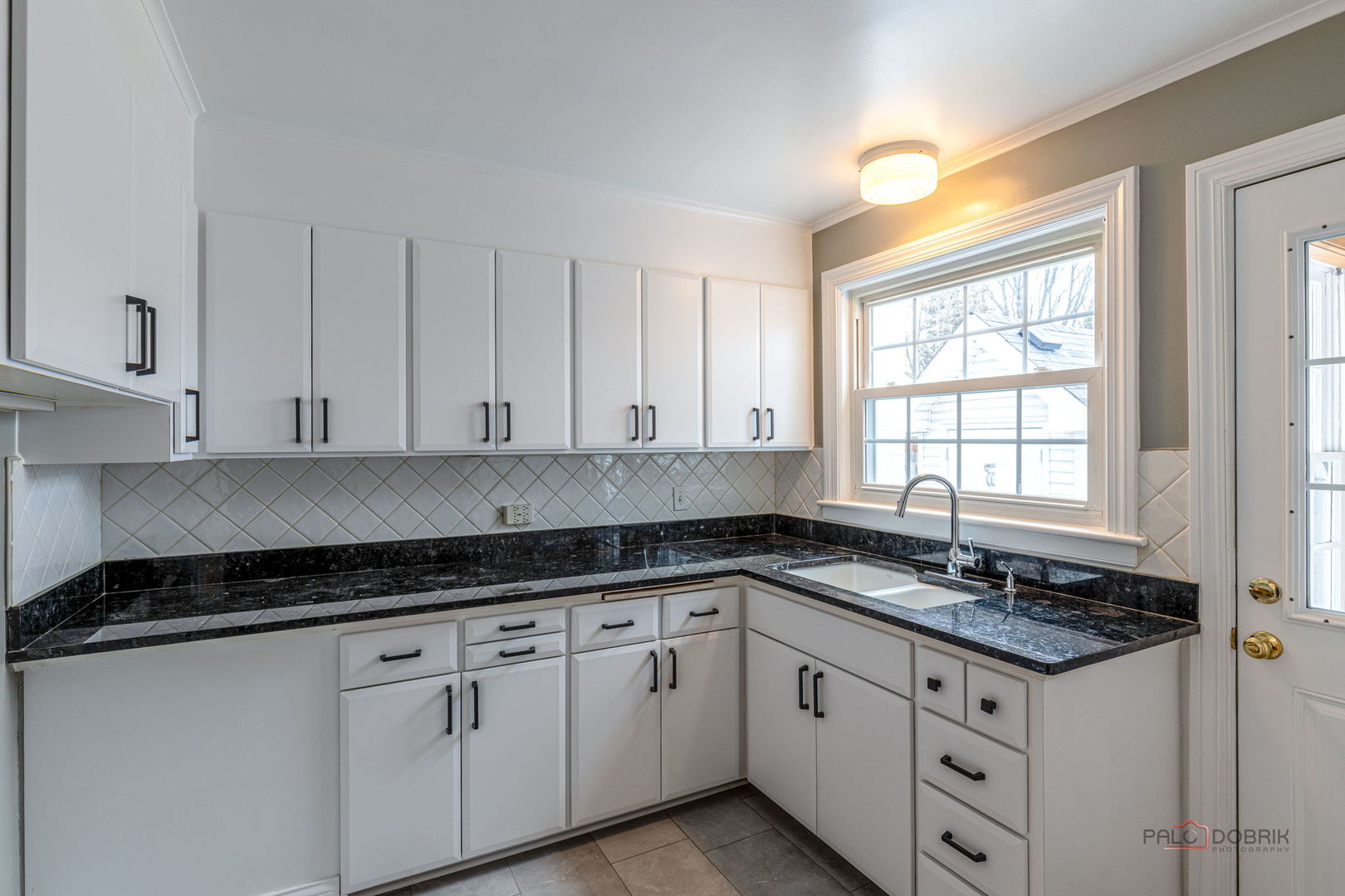 305 S George Street, Mount Prospect, IL 60056