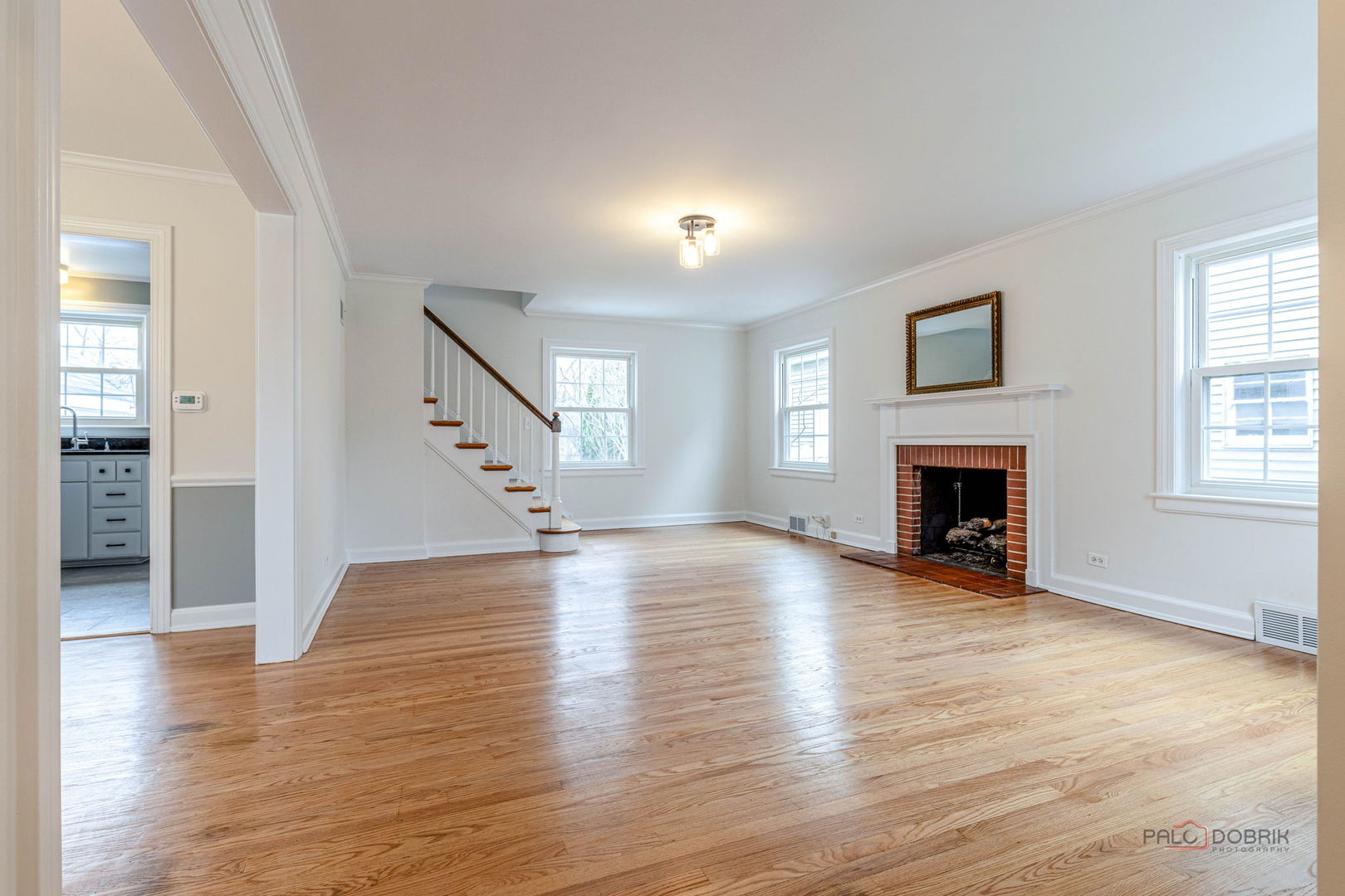 305 S George Street, Mount Prospect, IL 60056