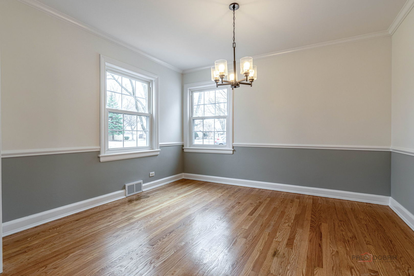 305 S George Street, Mount Prospect, IL 60056