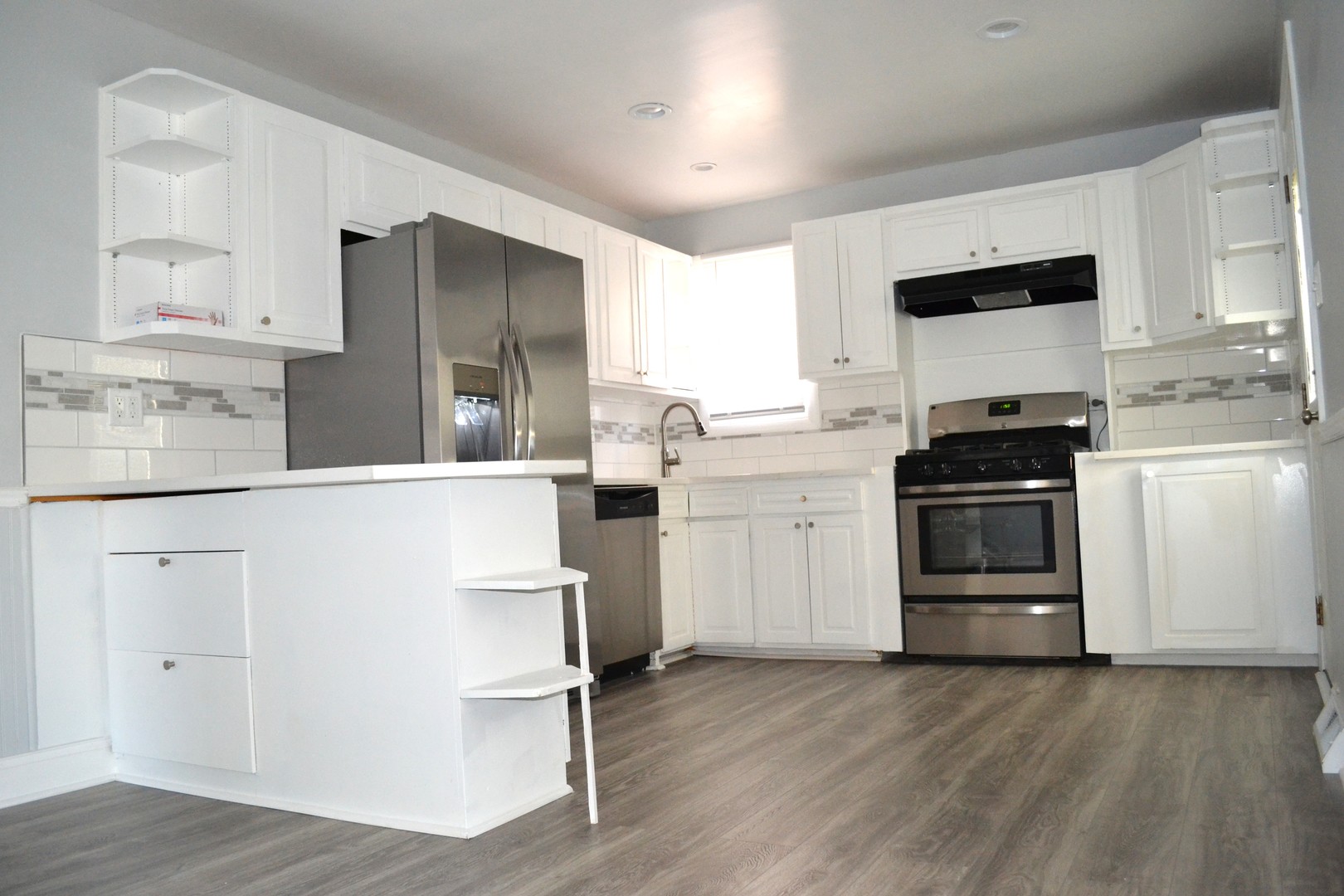 16456 George Drive, Oak Forest, IL 60452