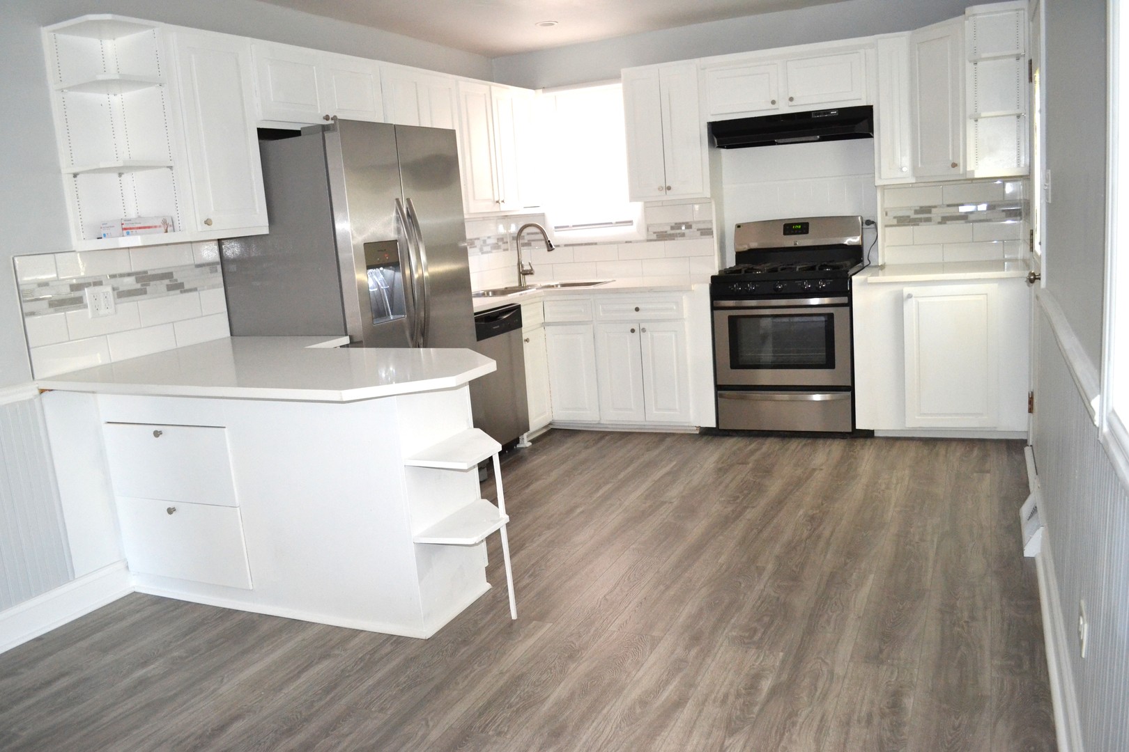 16456 George Drive, Oak Forest, IL 60452