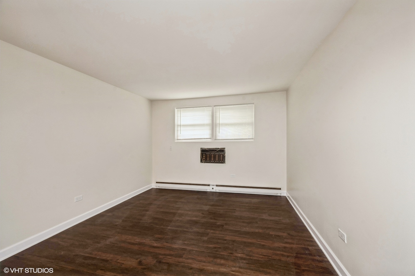 5102 N Leonard Drive #2B, Norridge, IL 60706