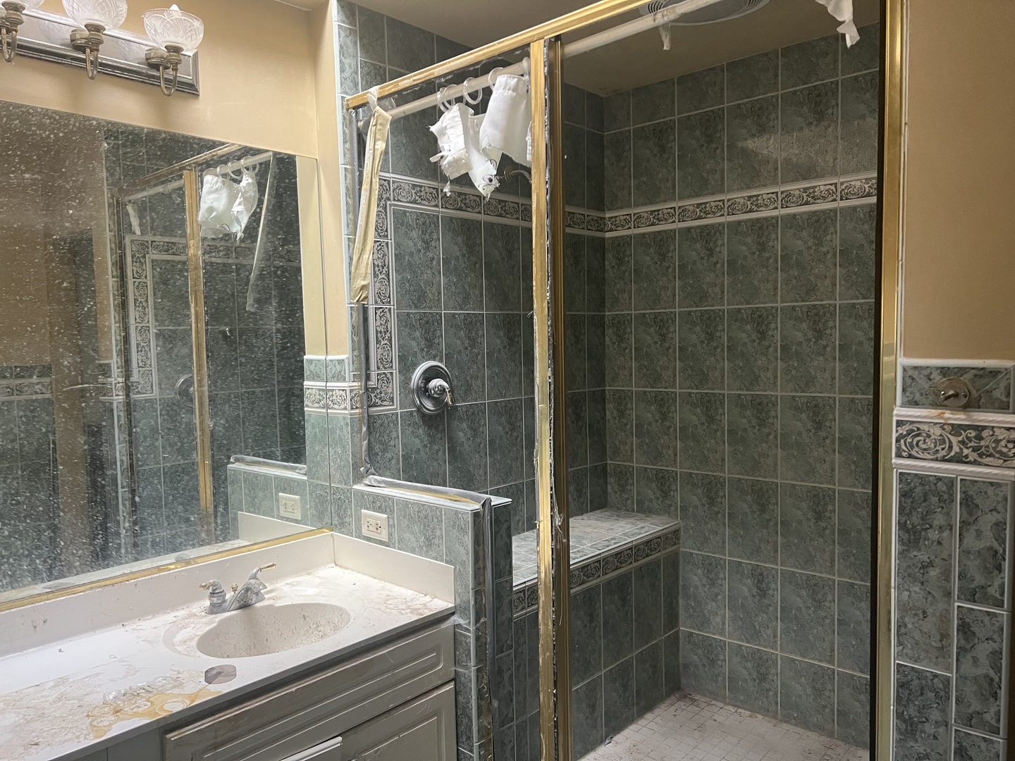 702 Columbus Street, McHenry, IL 60051