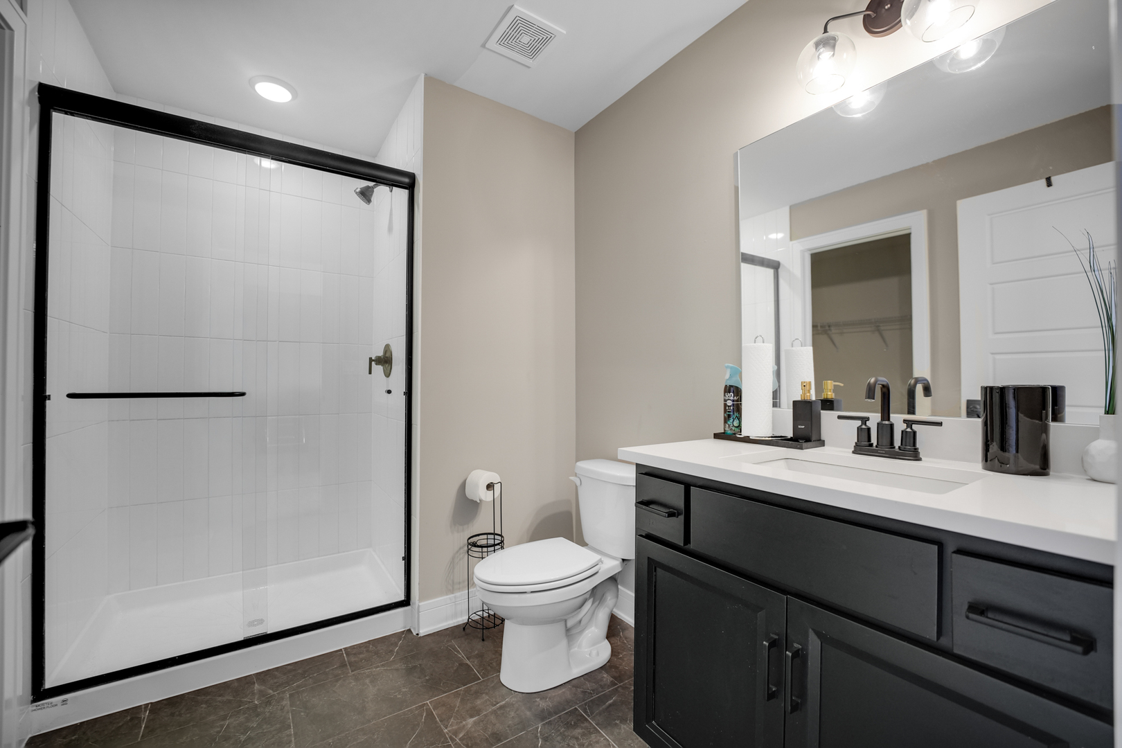 7831 NORTHWOODS Drive, Frankfort, IL 60423