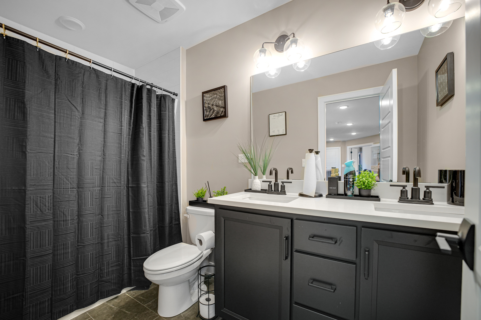 7831 NORTHWOODS Drive, Frankfort, IL 60423