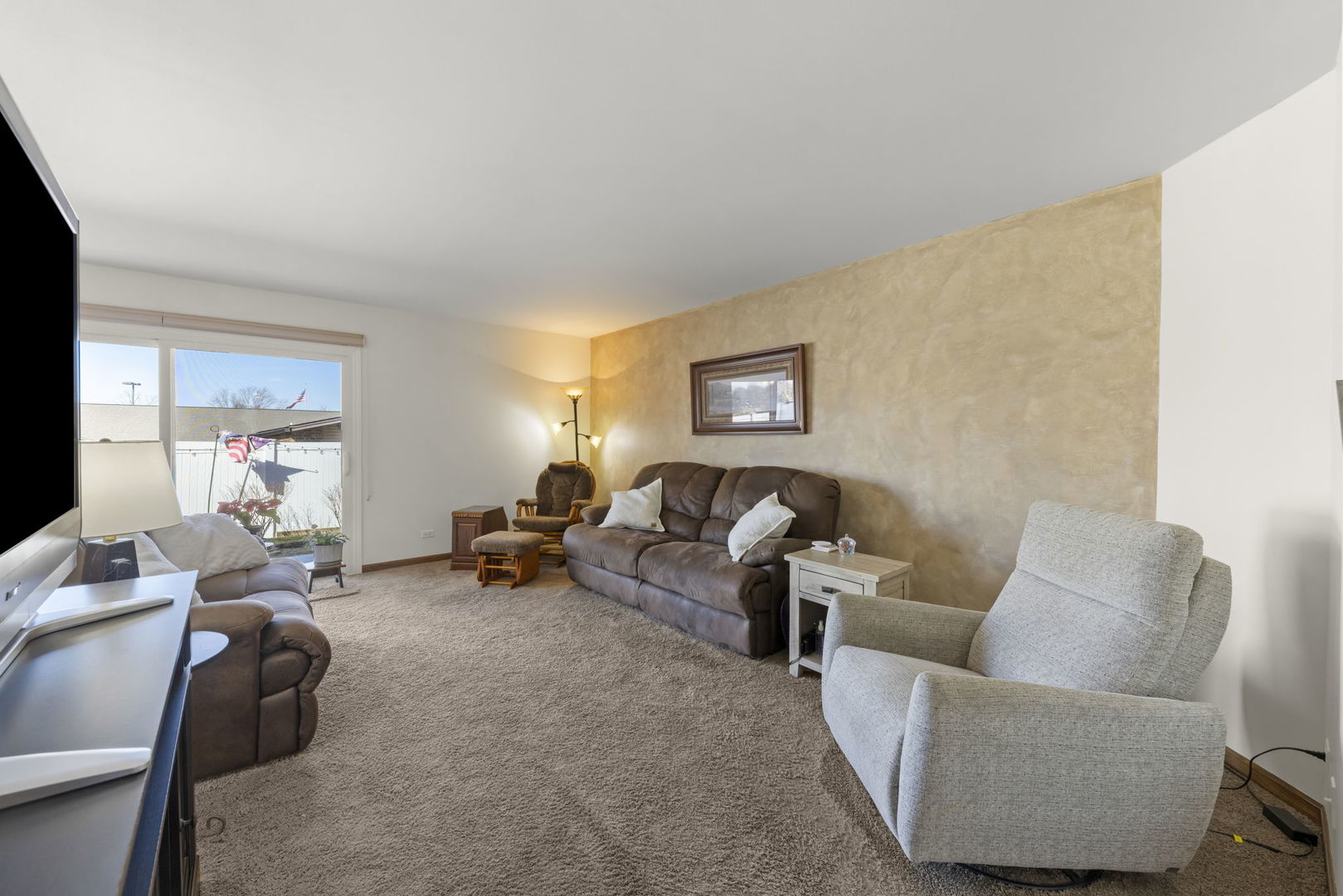 213 Manor Drive, New Lenox, IL 60451