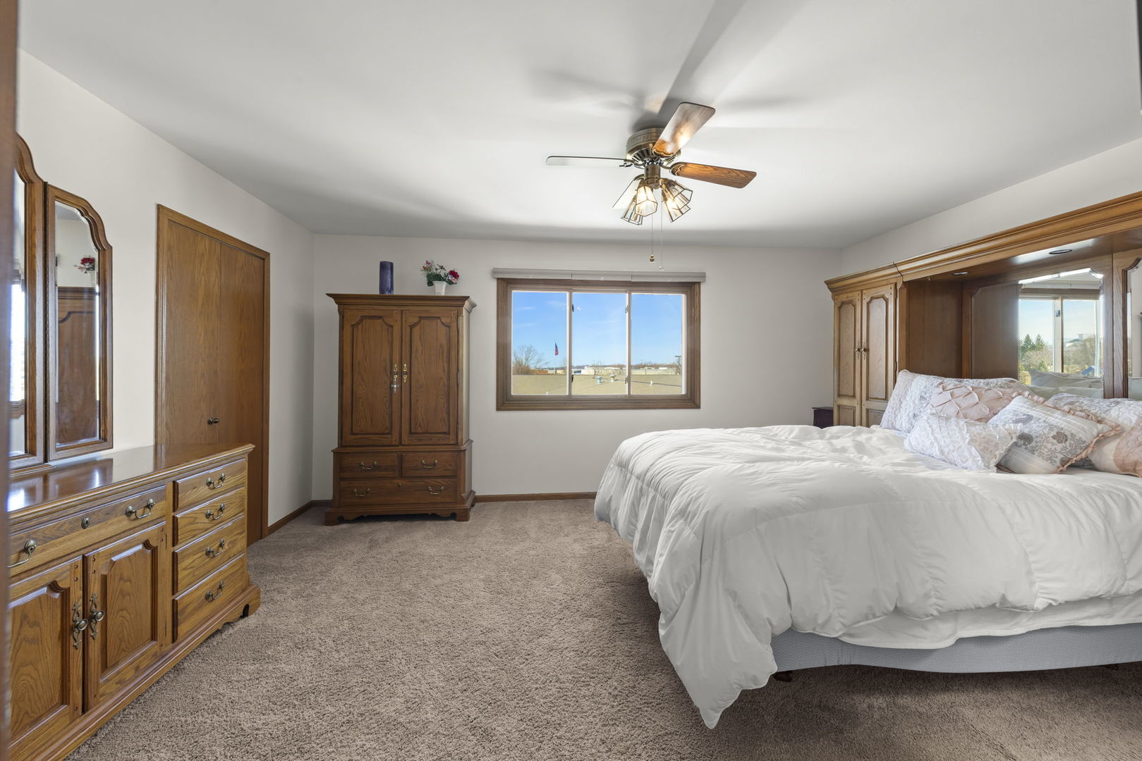 213 Manor Drive, New Lenox, IL 60451