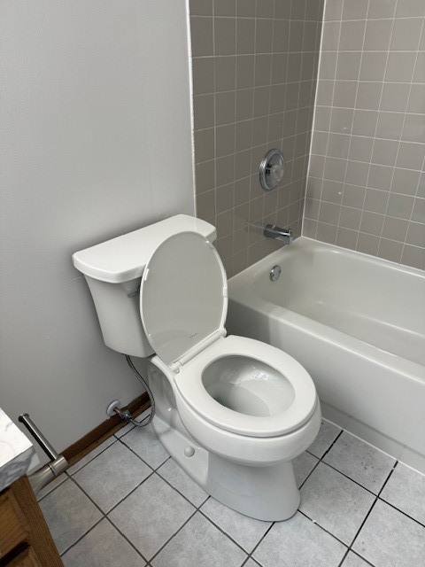 910 E 152nd Place, Phoenix, IL 60426