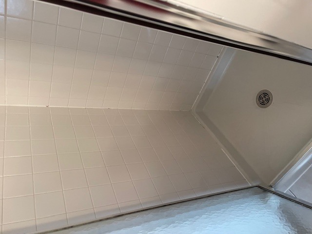 910 E 152nd Place, Phoenix, IL 60426