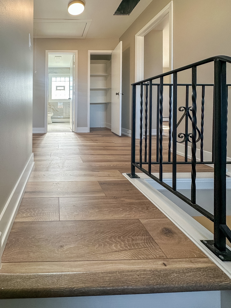 4233 N Odell Avenue, Norridge, IL 60706