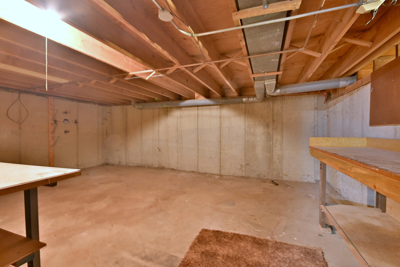 1831 N Rolling Lane, Arlington Heights, IL 60004