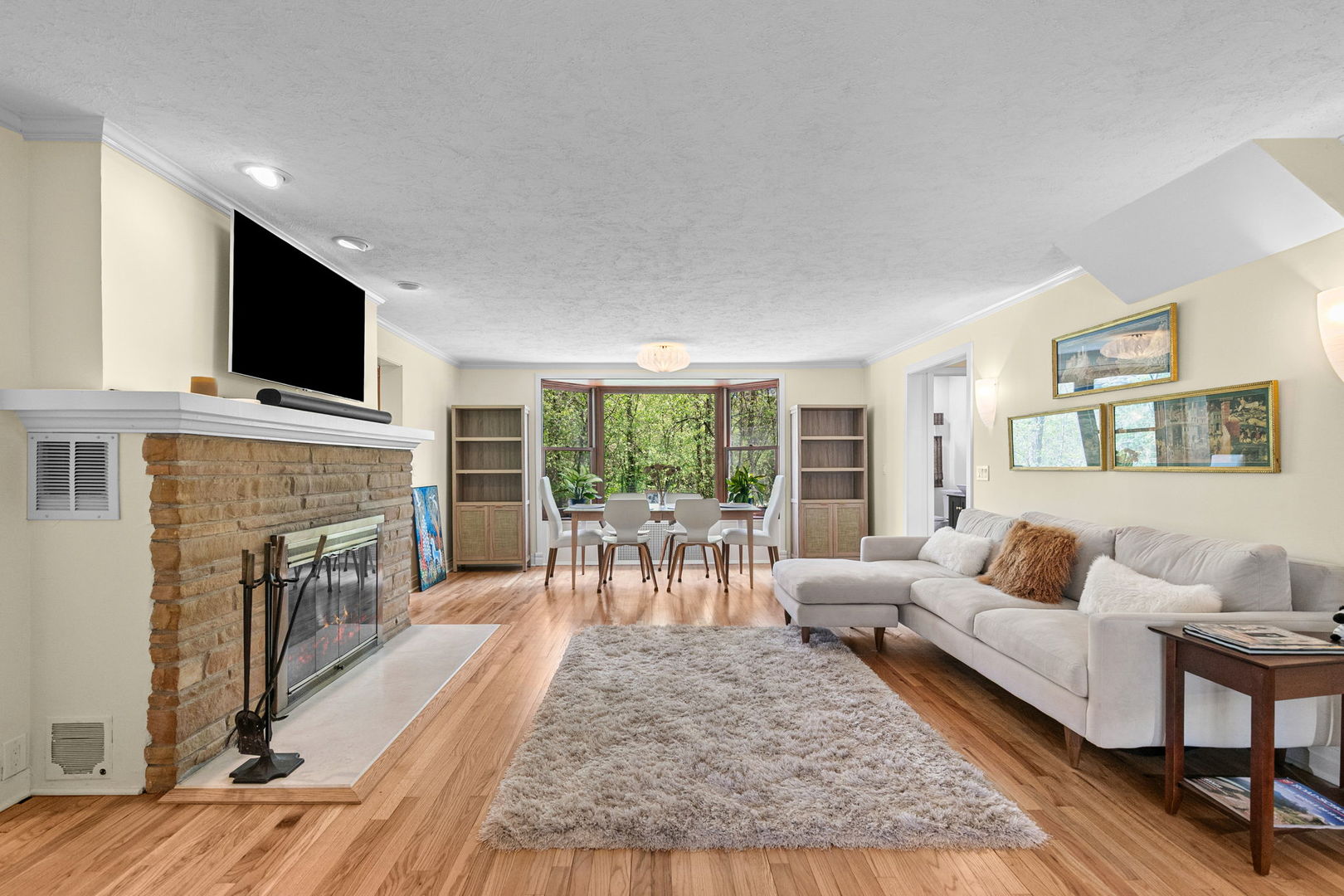 7019 Johnsburg Road, Spring Grove, IL 60081