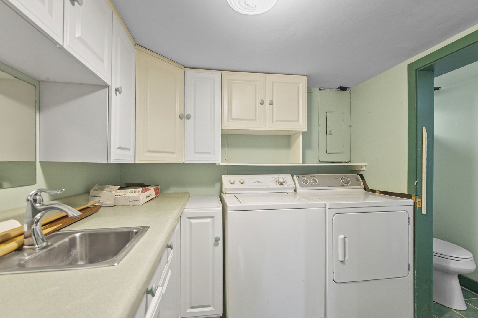 7019 Johnsburg Road, Spring Grove, IL 60081