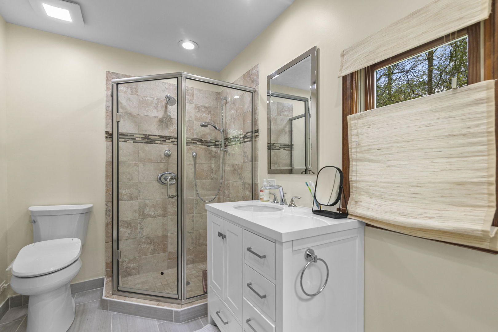 7019 Johnsburg Road, Spring Grove, IL 60081