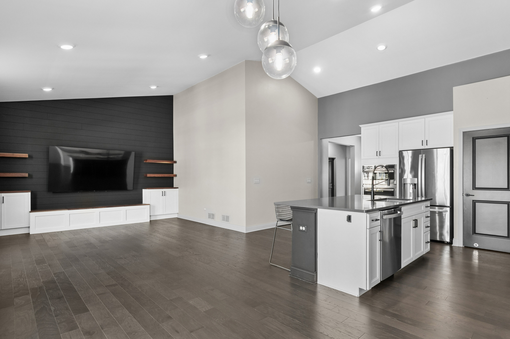 7723 Morgana Drive, Joliet, IL 60431