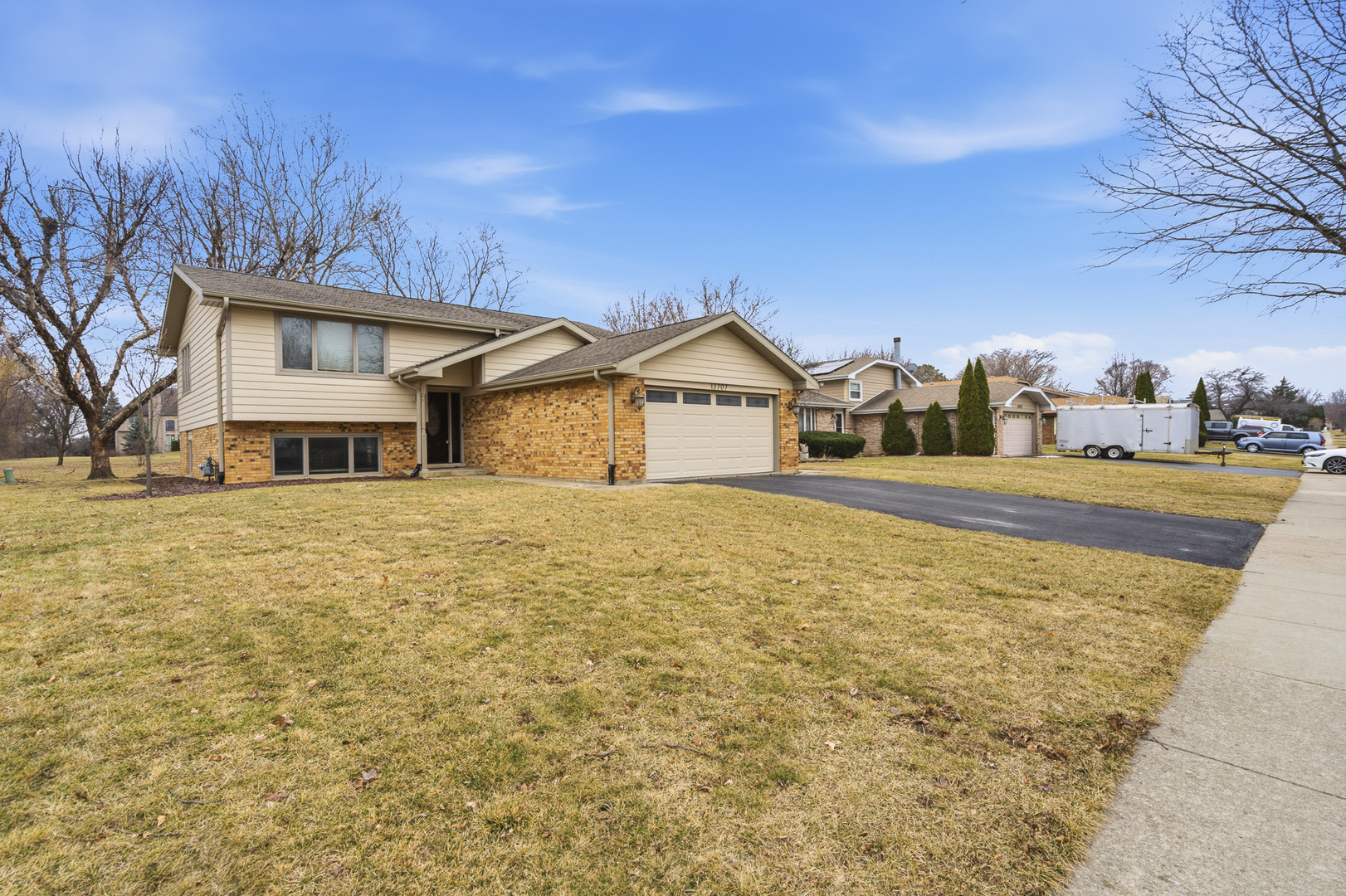 13707 W Carefree Drive, Homer Glen, IL 60491