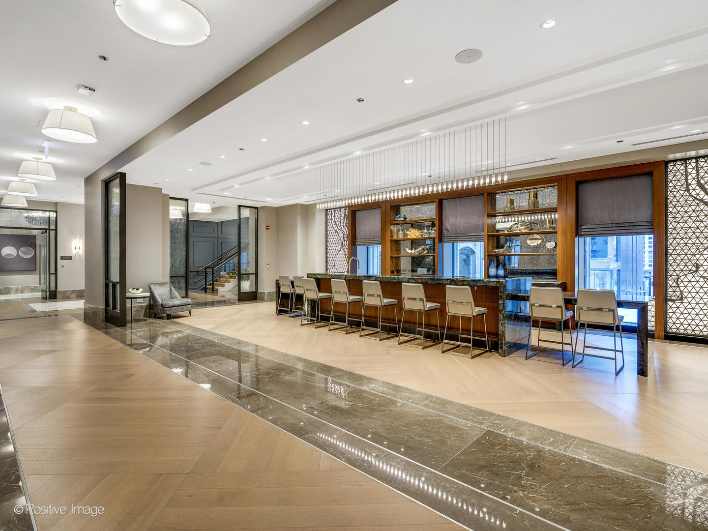 435 N Michigan Avenue #611, Chicago, IL 60611