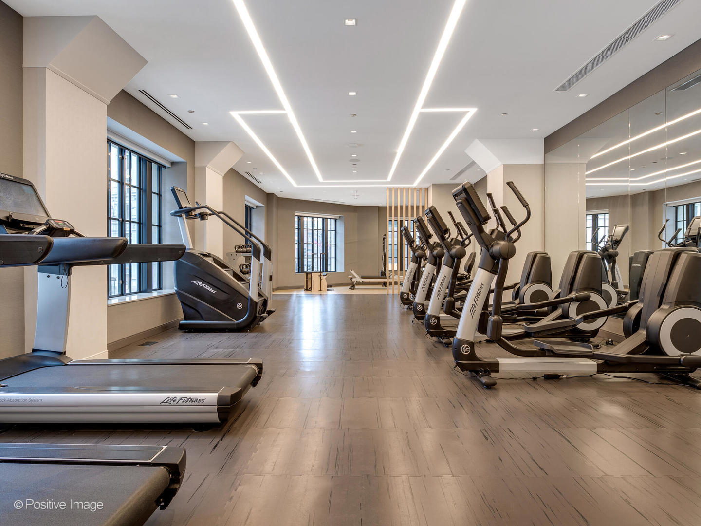 435 N Michigan Avenue #611, Chicago, IL 60611