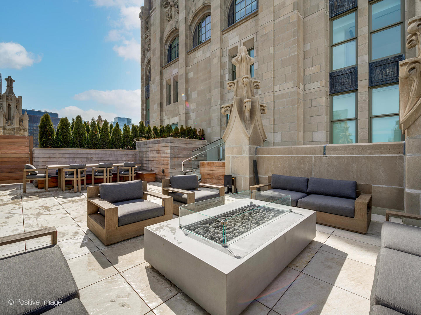 435 N Michigan Avenue #611, Chicago, IL 60611