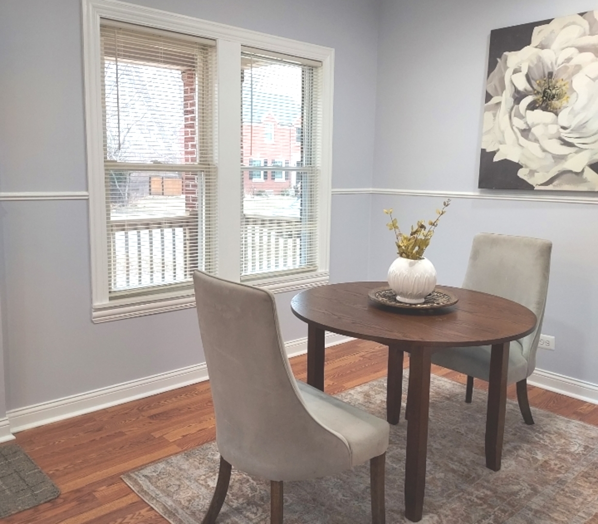 7655 S Clyde Avenue, Chicago, IL 60649