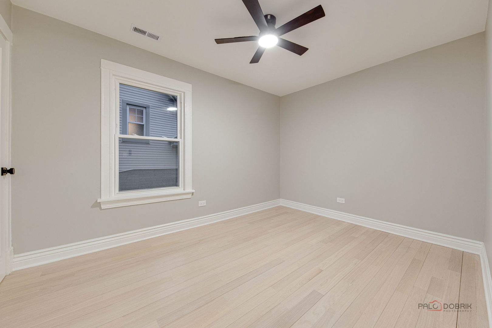 131 N Taylor Avenue, Oak Park, IL 60302