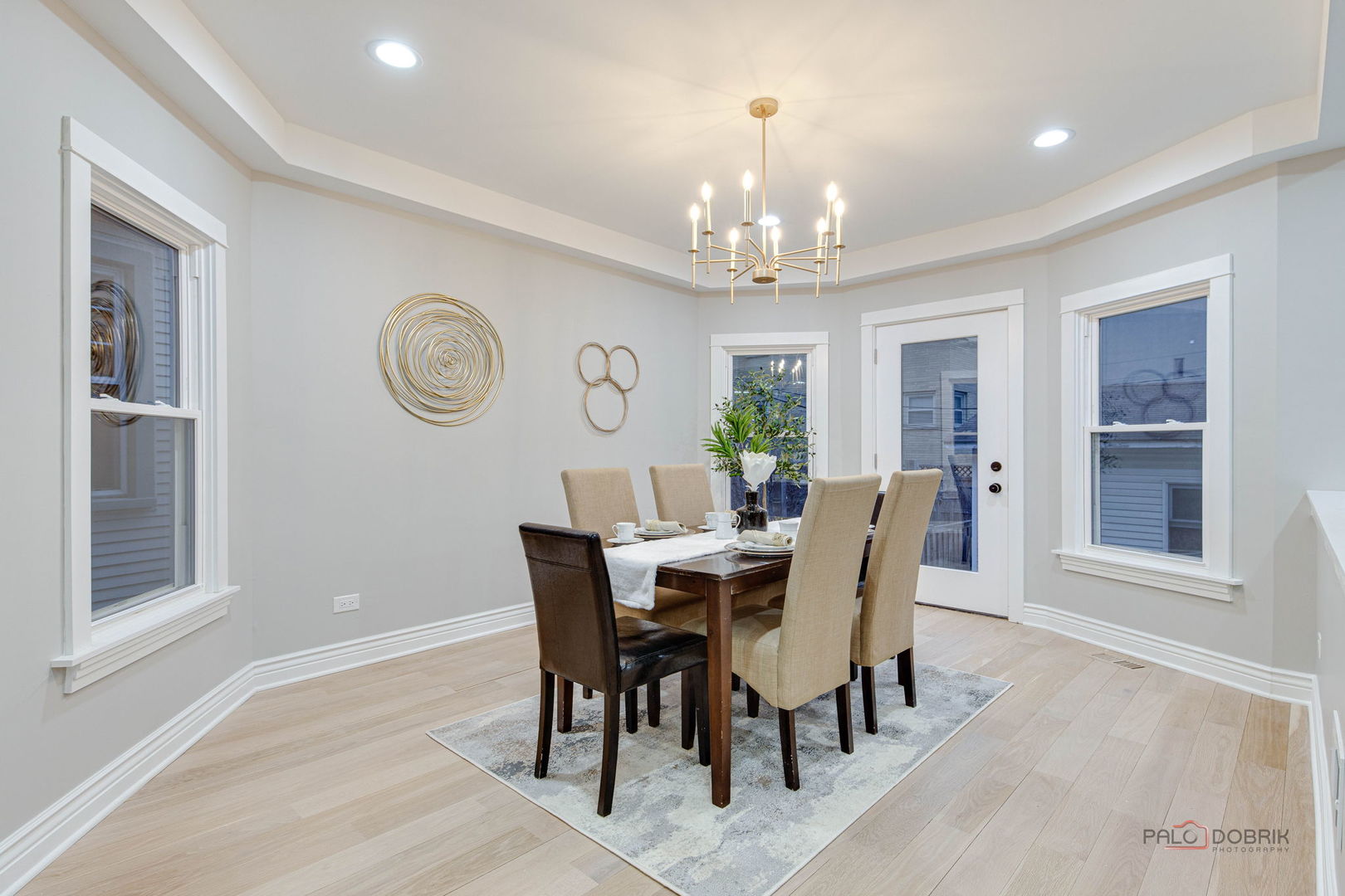 131 N Taylor Avenue, Oak Park, IL 60302