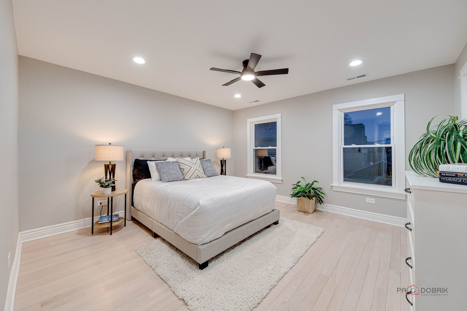 131 N Taylor Avenue, Oak Park, IL 60302