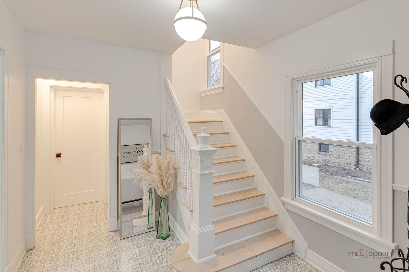 131 N Taylor Avenue, Oak Park, IL 60302