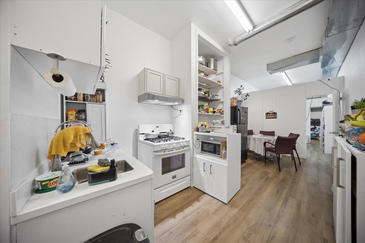 5411 W North Avenue, Chicago, IL 60639