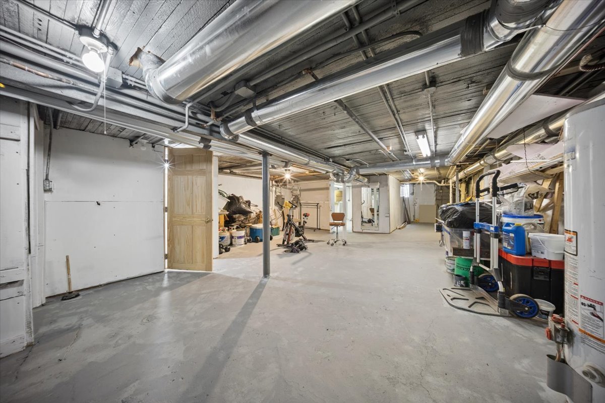 5411 W North Avenue, Chicago, IL 60639