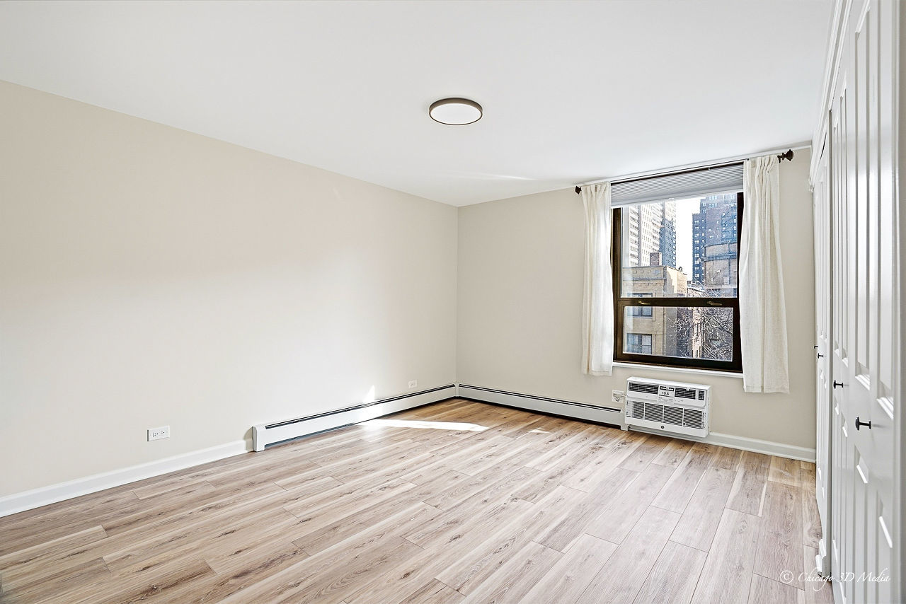 3900 N Pine Grove Avenue #409, Chicago, IL 60613