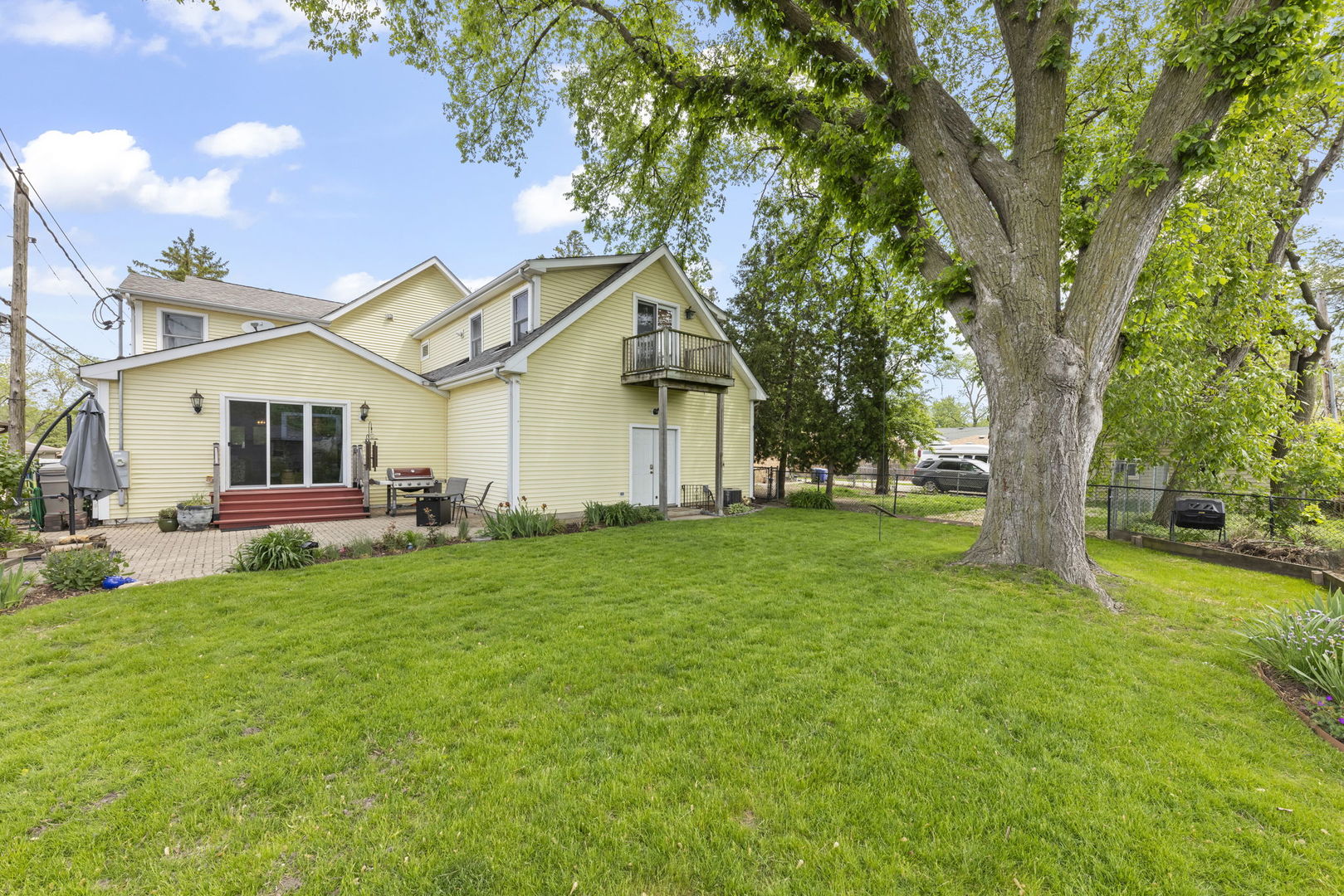 339 8th Street, Downers Grove, IL 60515