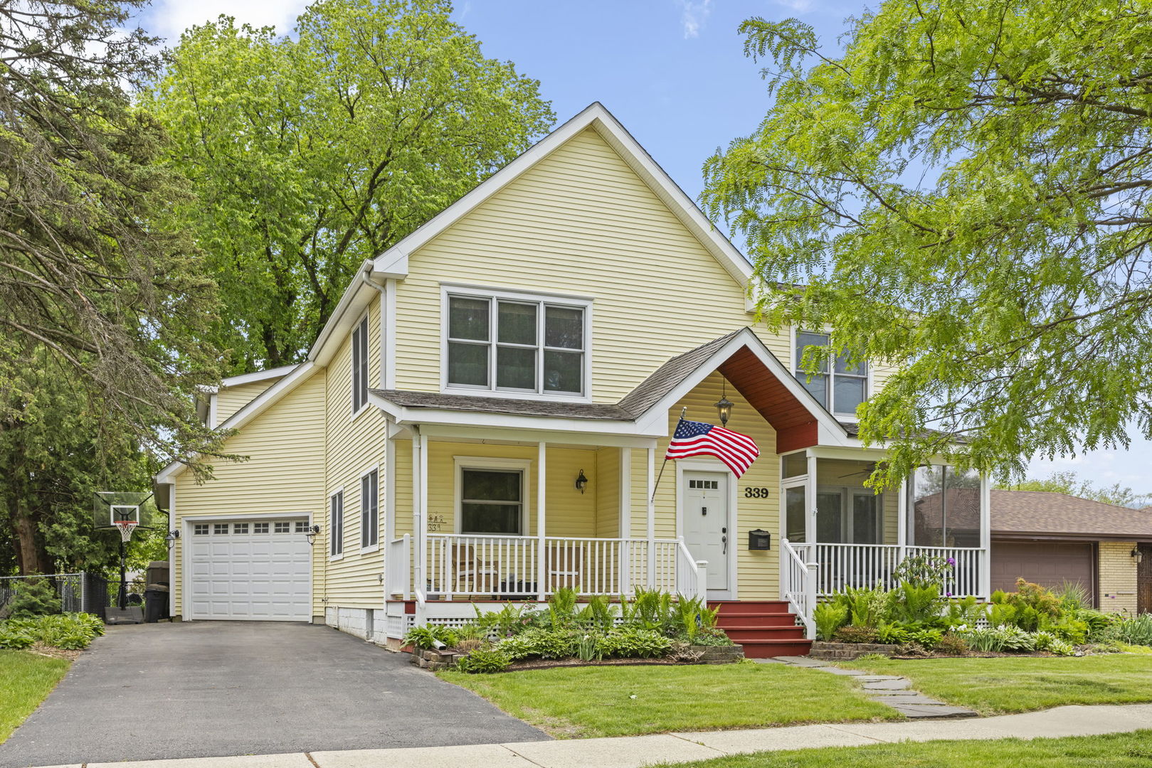 339 8th Street, Downers Grove, IL 60515