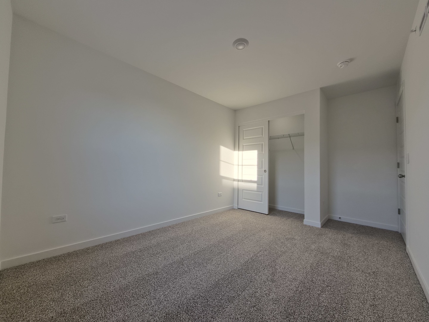 2268 Barbera Drive #2268, Oswego, IL 60543