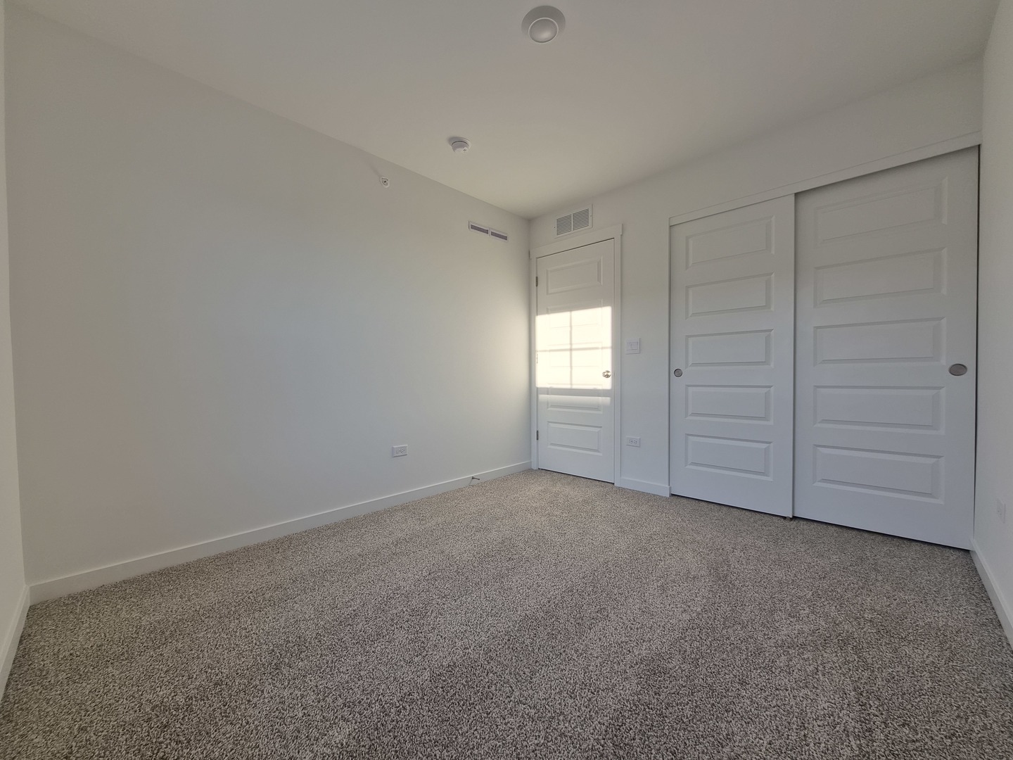 2268 Barbera Drive #2268, Oswego, IL 60543