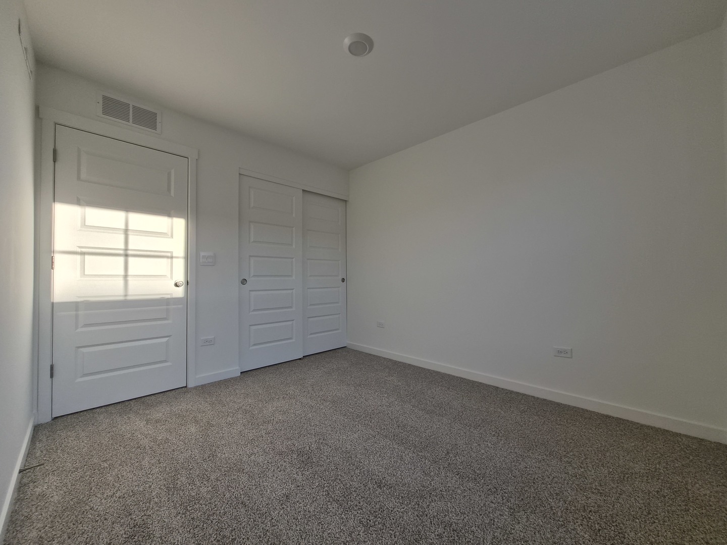 2268 Barbera Drive #2268, Oswego, IL 60543