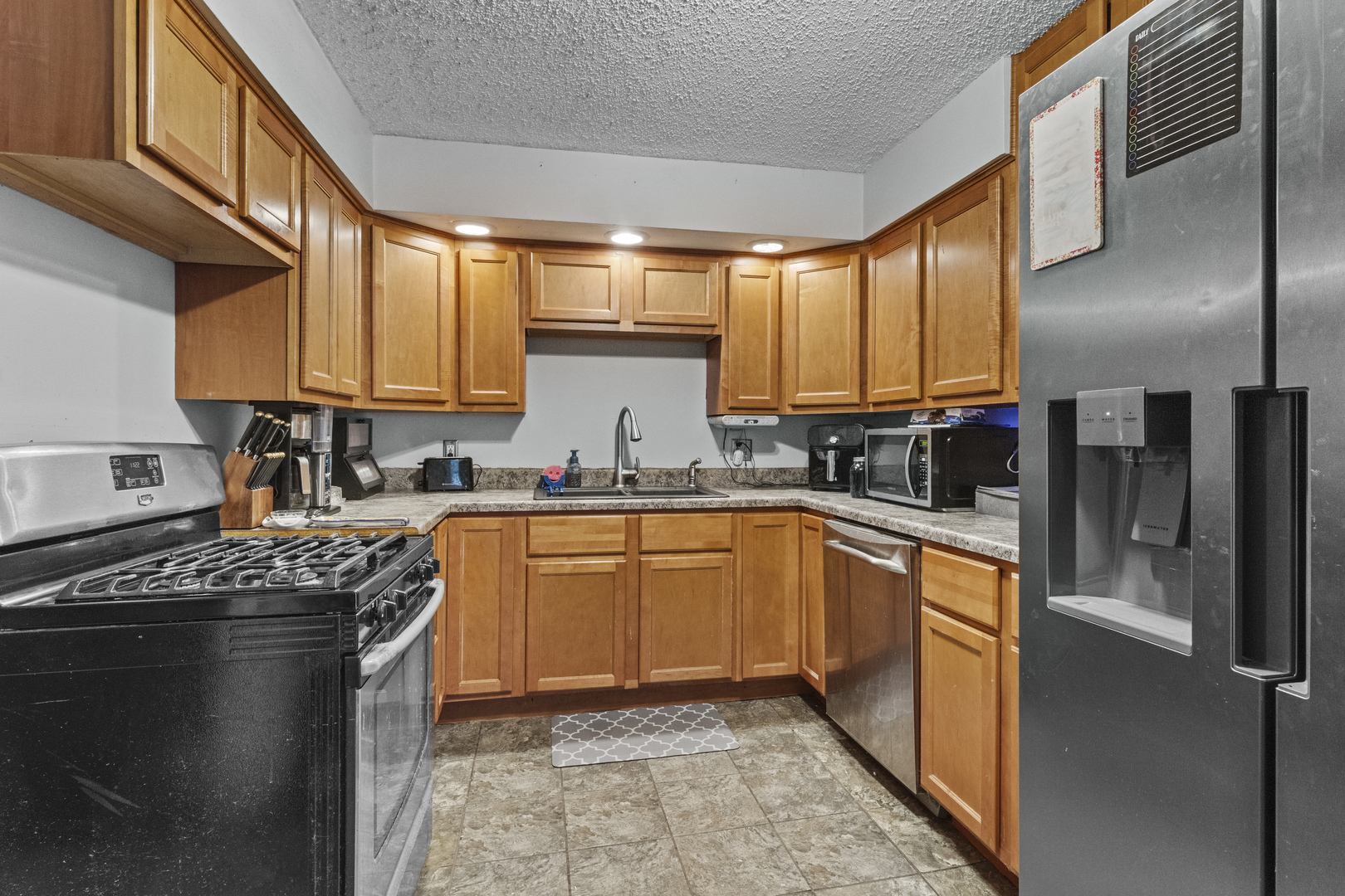 207 E Taylor Street, Grant Park, IL 60940