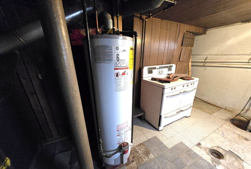 140 Richton Road, Steger, IL 60475