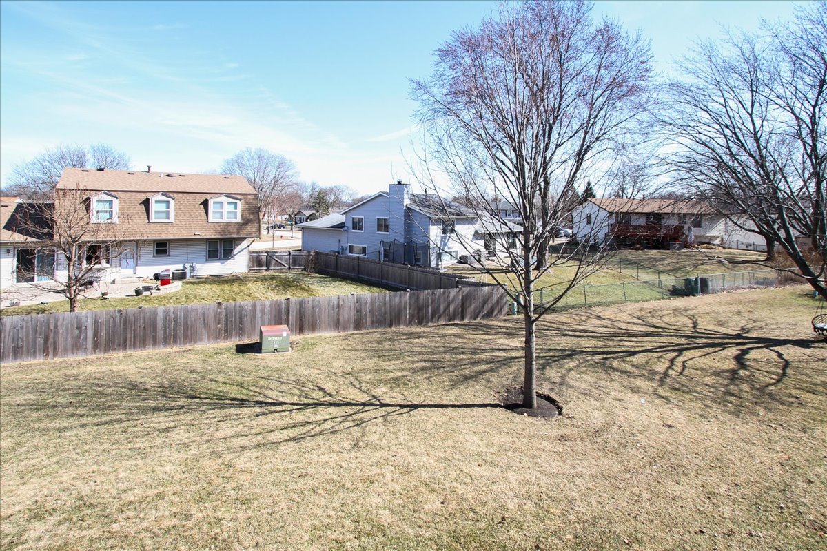 677 Cumberland Trail #2B, Roselle, IL 60172